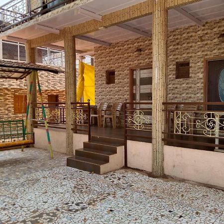 Hotel New Alpha House Matheran Extérieur photo