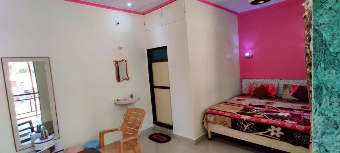 Hotel New Alpha House Matheran Extérieur photo