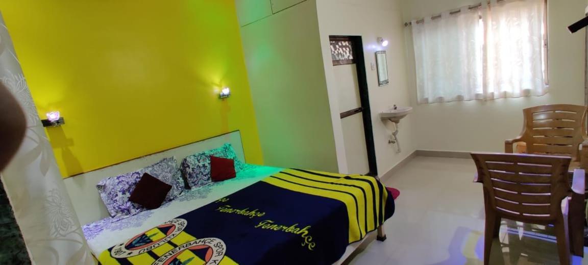 Hotel New Alpha House Matheran Extérieur photo